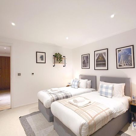 Deluxe Two Bed Apartment With River & City View London Exterior foto