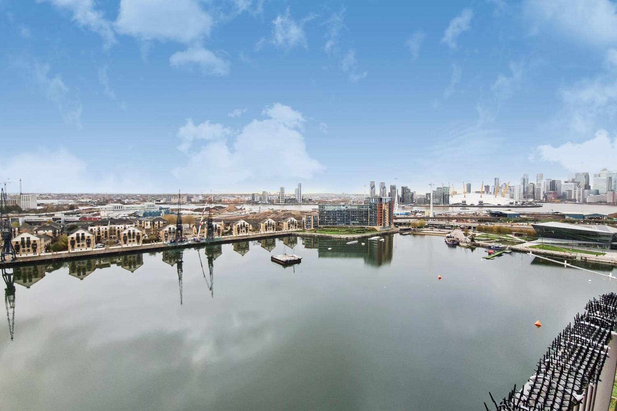 Deluxe Two Bed Apartment With River & City View London Exterior foto