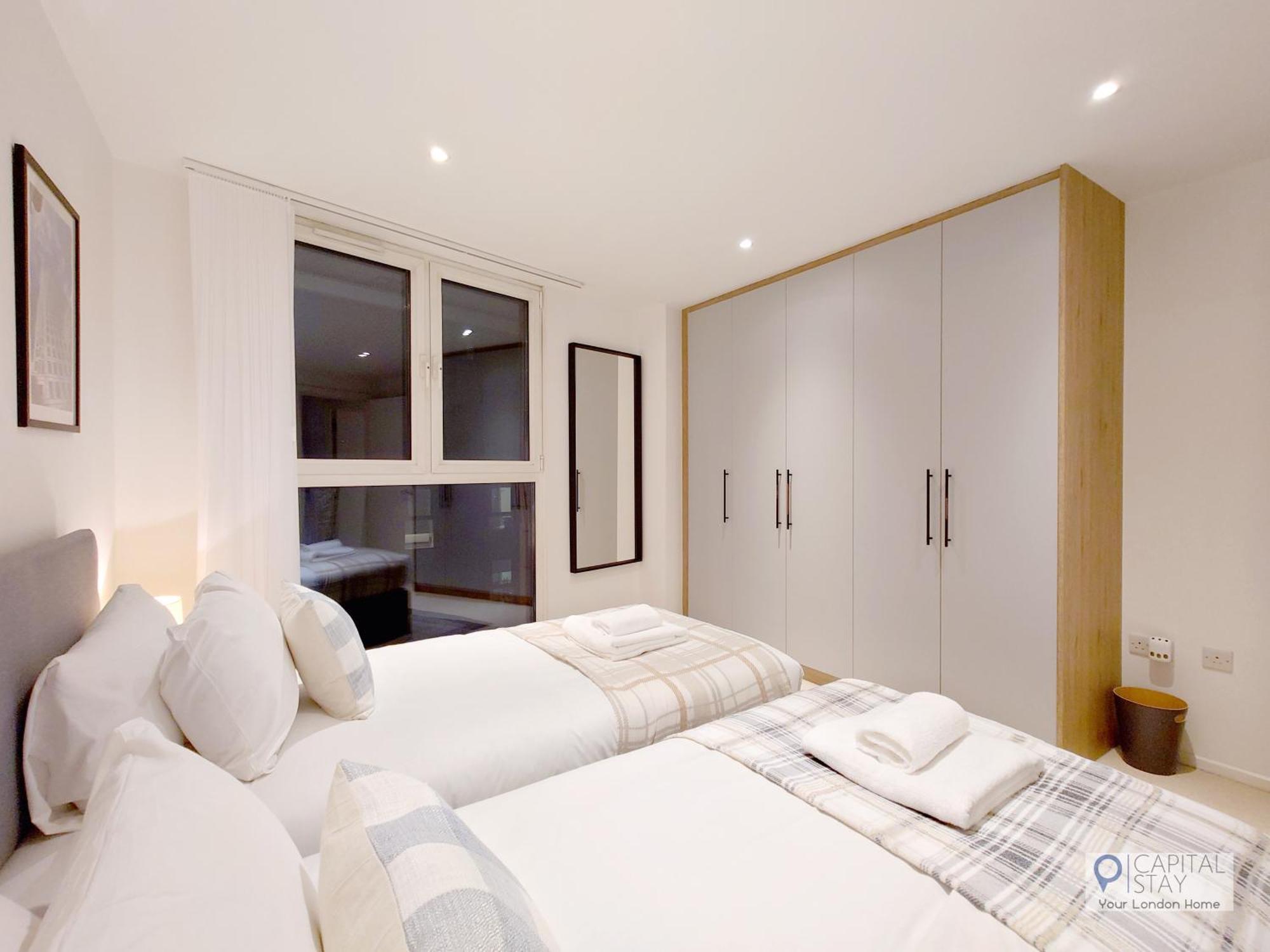 Deluxe Two Bed Apartment With River & City View London Exterior foto