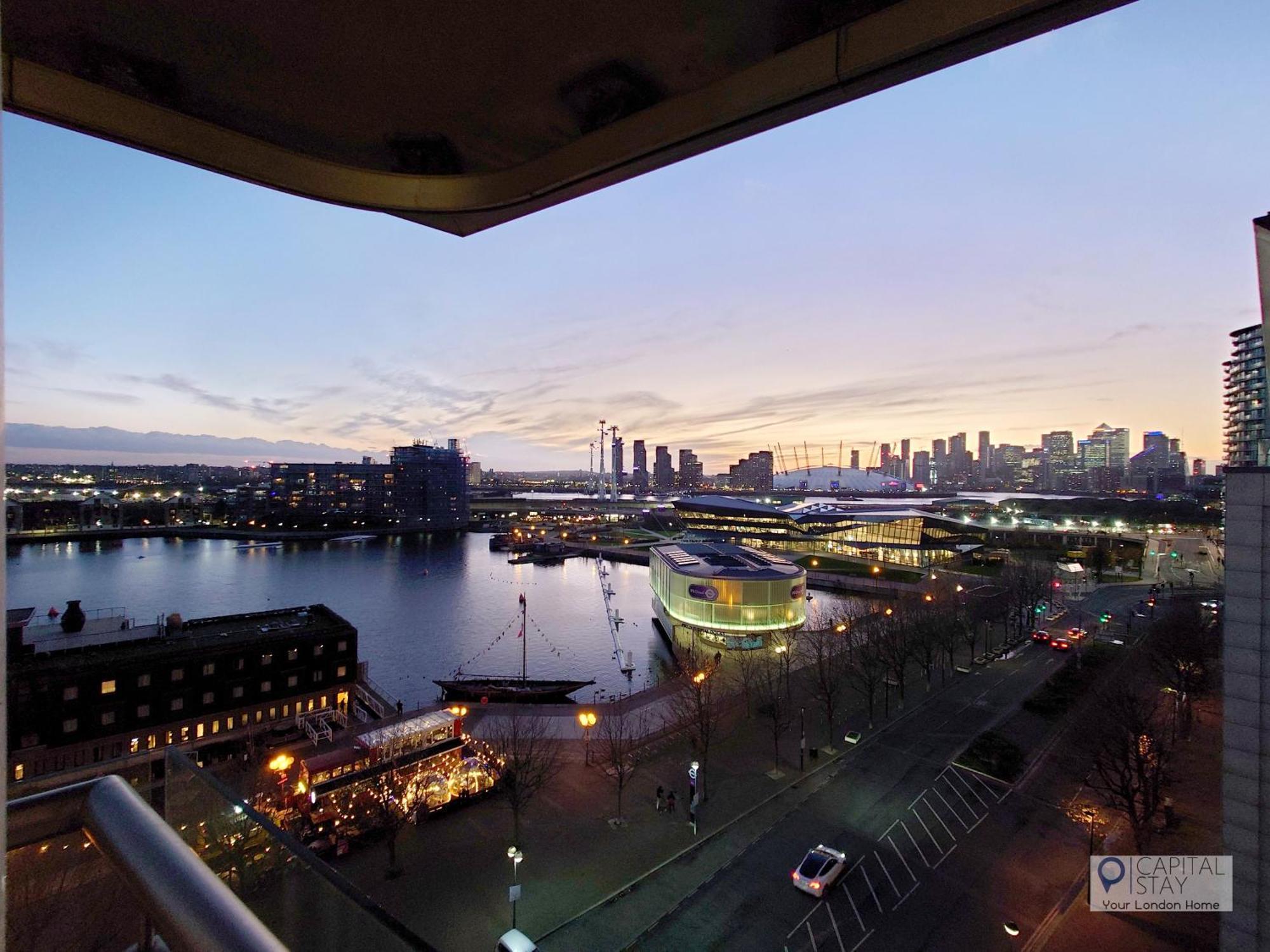 Deluxe Two Bed Apartment With River & City View London Exterior foto