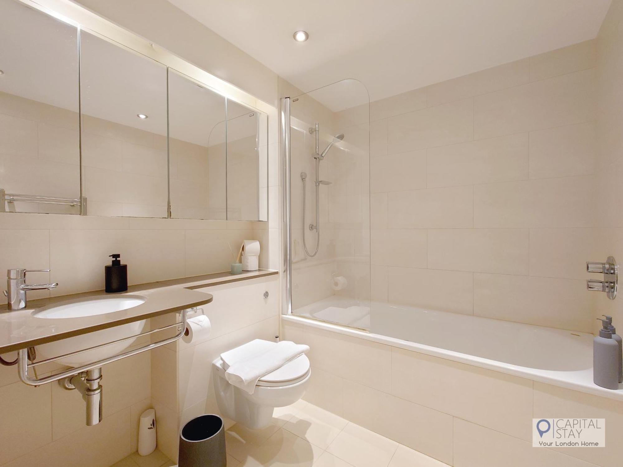 Deluxe Two Bed Apartment With River & City View London Exterior foto