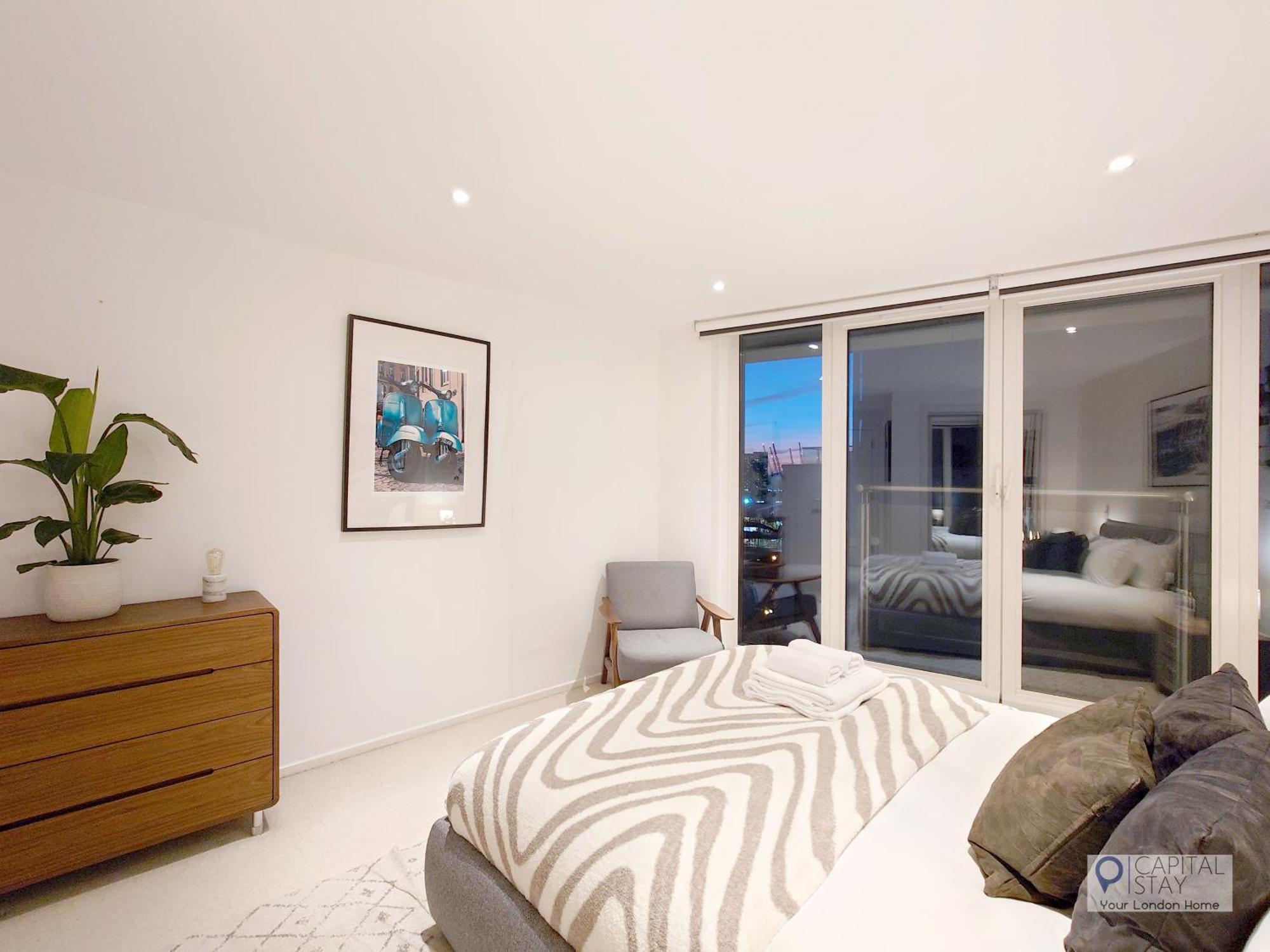 Deluxe Two Bed Apartment With River & City View London Exterior foto